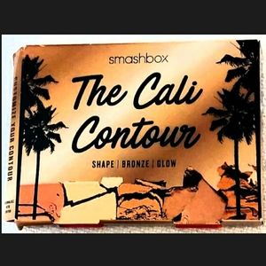 Cali Contour Bronzer & Highlighter Palette